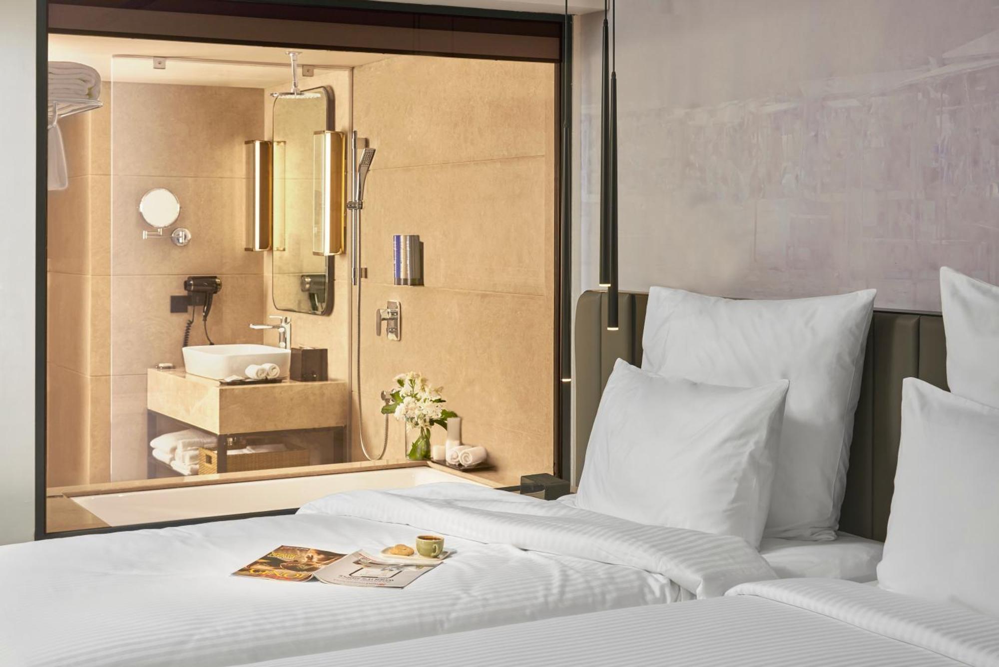 Novotel International Airport Hotel Mumbai